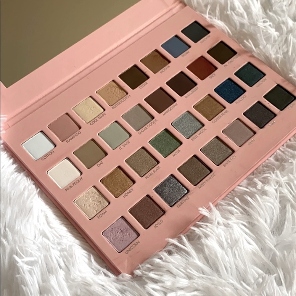 Lorac Mega Pro 4 Eyeshadow Palette